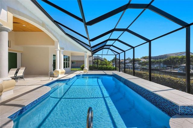 1524 SW 56th TER, Cape Coral, FL 33914