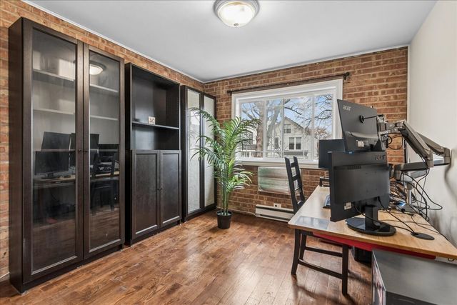 6118 N Hermitage Avenue A, Chicago, IL 60660