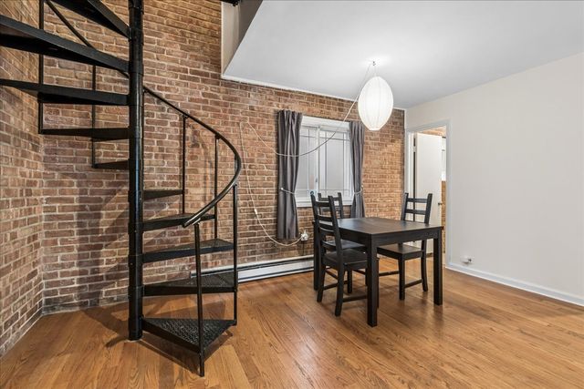 6118 N Hermitage Avenue A, Chicago, IL 60660