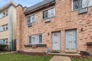 6118 N Hermitage Avenue A, Chicago, IL 60660