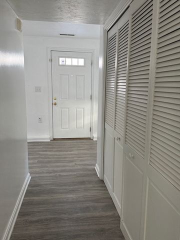 14 Watson Street 3, Lowell, MA 01852