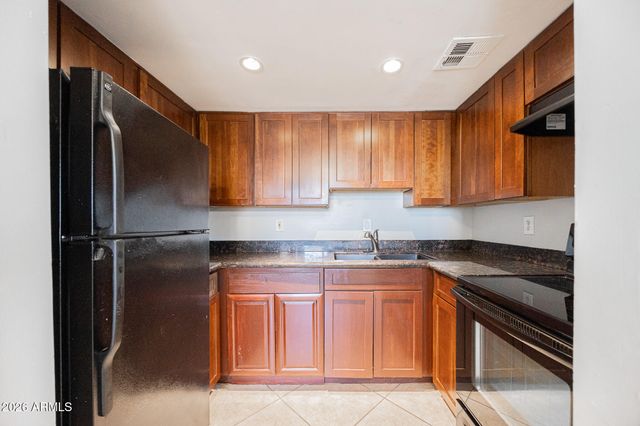 1234 N 36TH Street 204, Phoenix, AZ 85008