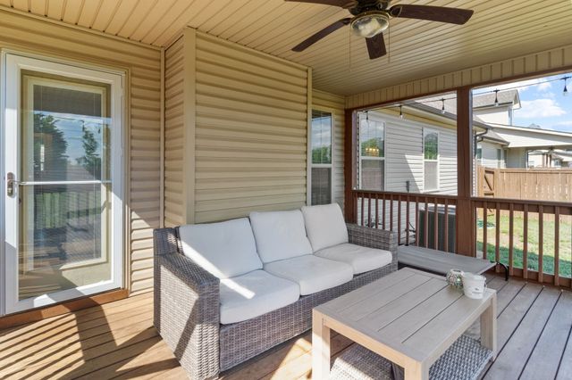 1765 Ellie Piper Cir, Clarksville, TN 37043