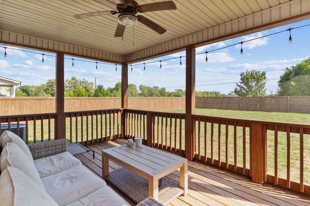 1765 Ellie Piper Cir, Clarksville, TN 37043