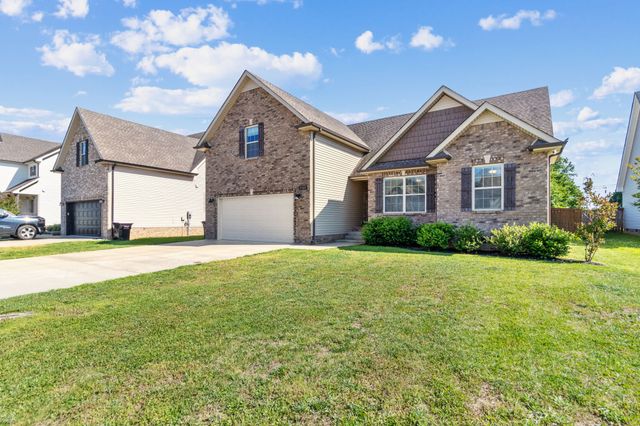1765 Ellie Piper Cir, Clarksville, TN 37043