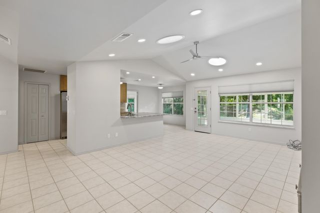4905 Moultrie Reserve Ct, St Augustine, FL 32086