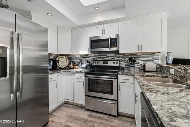 12 Cameo Circle, Ormond Beach, FL 32174