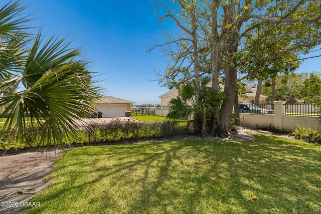 12 Cameo Circle, Ormond Beach, FL 32174