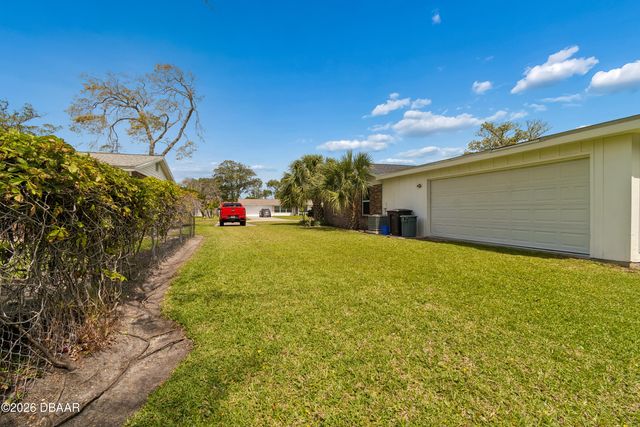 12 Cameo Circle, Ormond Beach, FL 32174