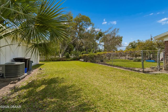 12 Cameo Circle, Ormond Beach, FL 32174