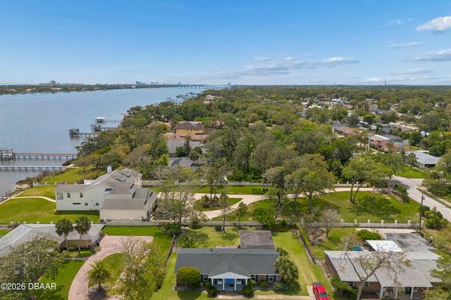 12 Cameo Circle, Ormond Beach, FL 32174