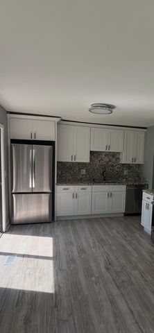 3915 Greenbay Drive, Hanover Park, IL 60133