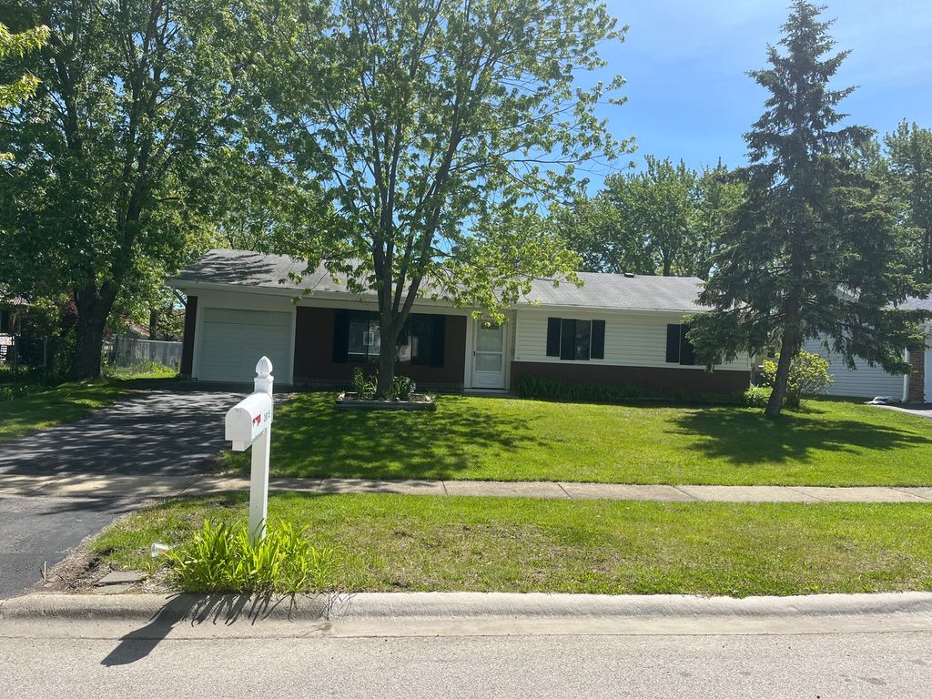 3915 Greenbay Drive, Hanover Park, IL 60133