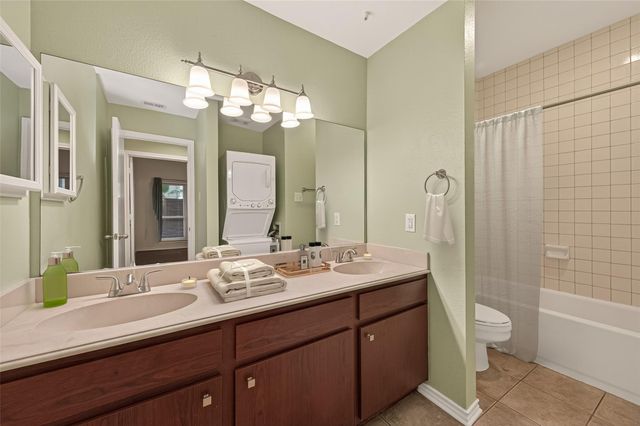 10053 Westpark Drive 289, Houston, TX 77042