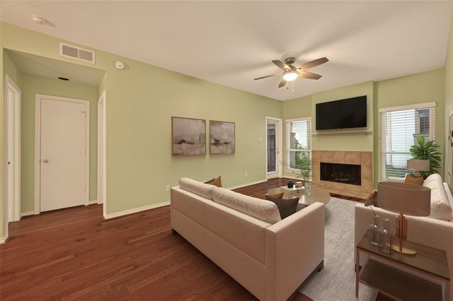 10053 Westpark Drive 289, Houston, TX 77042