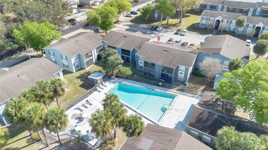 Image 20 of property listing at 2507 N ALAFAYA TRAIL 10, Orlando, FL 32826