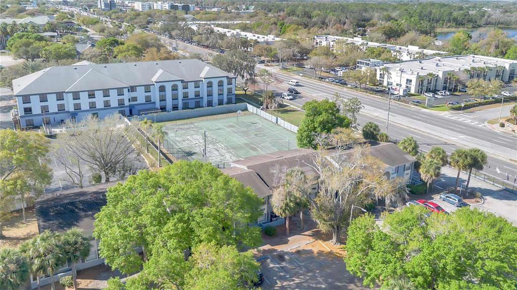 Image 22 of property listing at 2507 N ALAFAYA TRAIL 10, Orlando, FL 32826