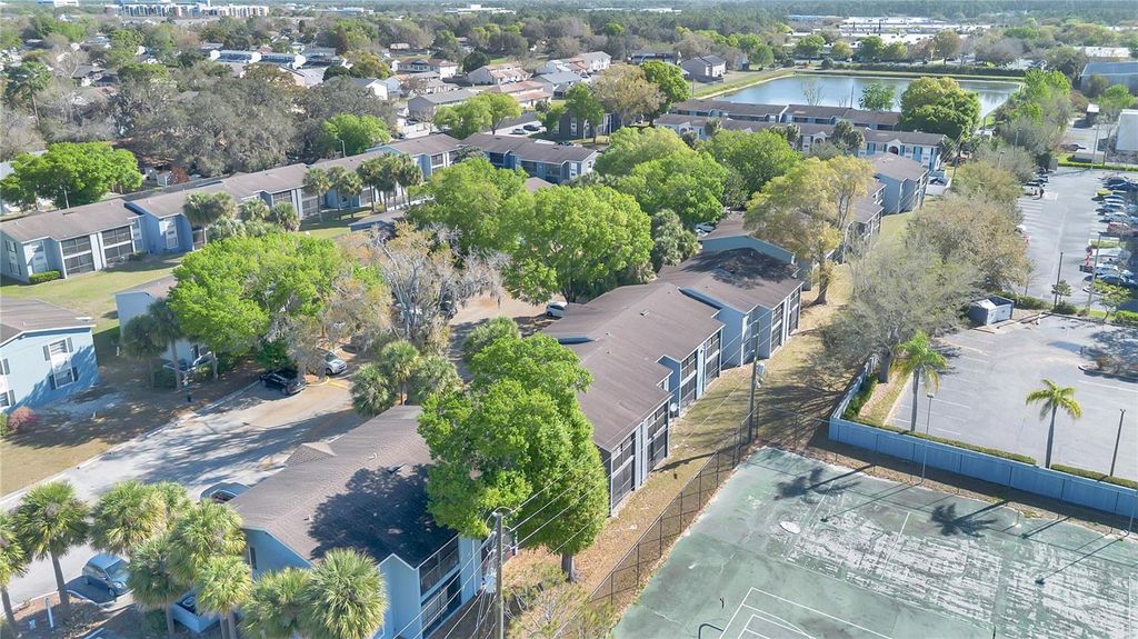 Image 23 of property listing at 2507 N ALAFAYA TRAIL 10, Orlando, FL 32826