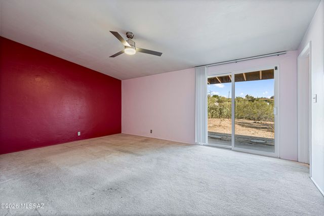 800 E Camino De Fray Marcos, Tucson, AZ 85718