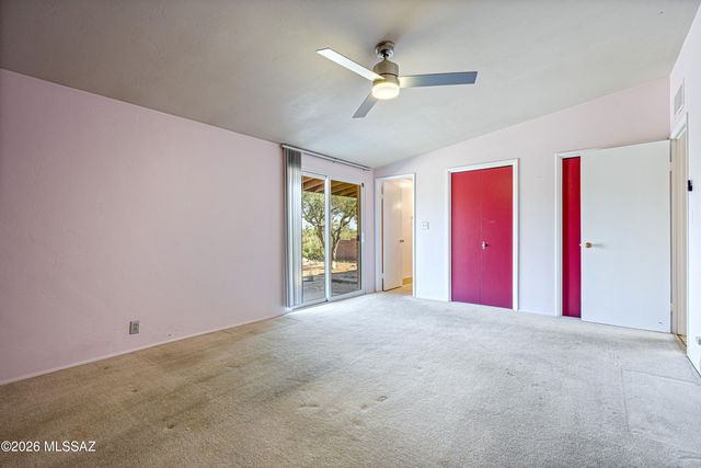 800 E Camino De Fray Marcos, Tucson, AZ 85718