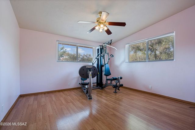 800 E Camino De Fray Marcos, Tucson, AZ 85718