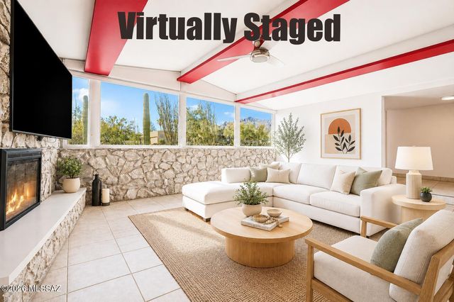 800 E Camino De Fray Marcos, Tucson, AZ 85718