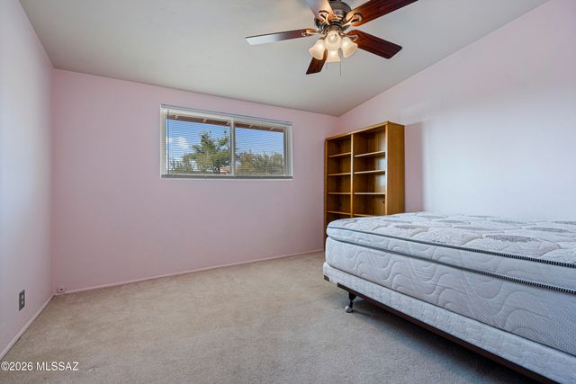 800 E Camino De Fray Marcos, Tucson, AZ 85718