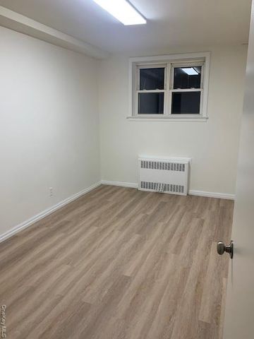 5711 Lawrence Street 1st floor, Flushing, NY 11355