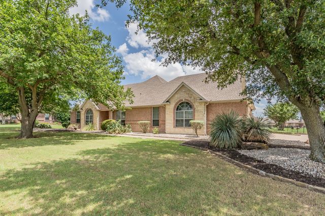 1049 Van Zandt Court, Haslet, TX 76052