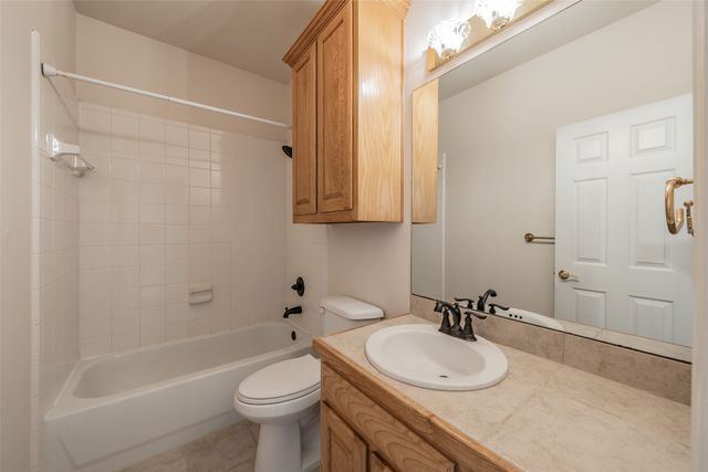 1049 Van Zandt Court, Haslet, TX 76052
