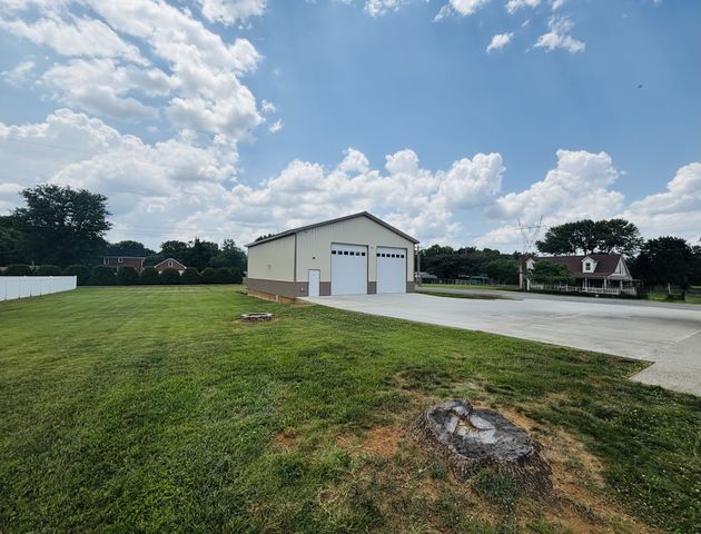 2616 Crosspark Dr, Murfreesboro, TN 37129