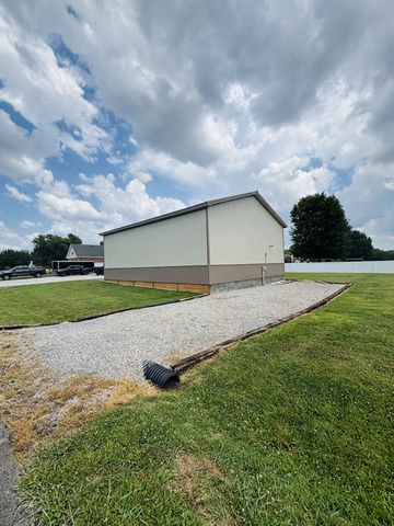 2616 Crosspark Dr, Murfreesboro, TN 37129