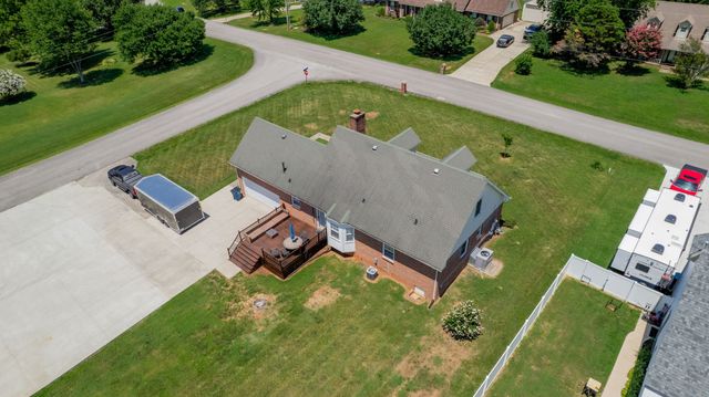 2616 Crosspark Dr, Murfreesboro, TN 37129