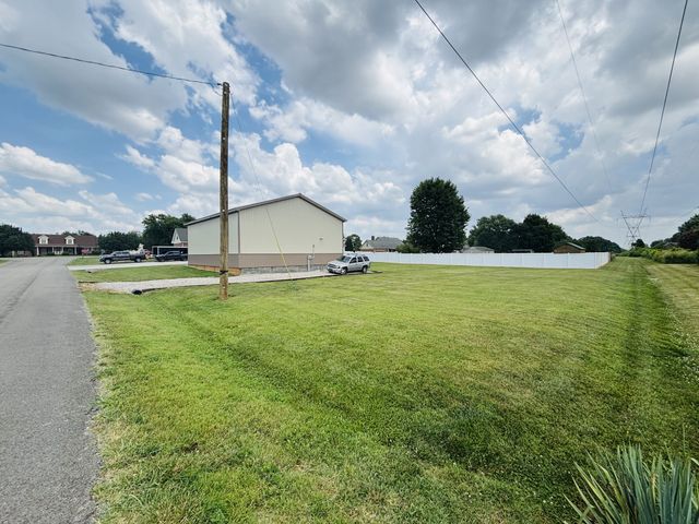 2616 Crosspark Dr, Murfreesboro, TN 37129