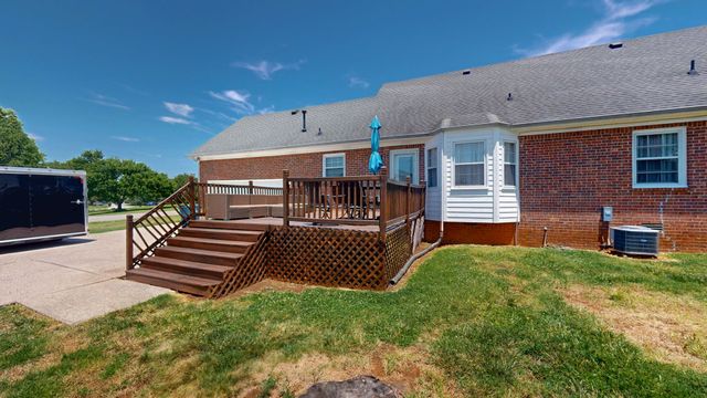 2616 Crosspark Dr, Murfreesboro, TN 37129