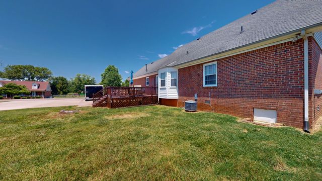 2616 Crosspark Dr, Murfreesboro, TN 37129