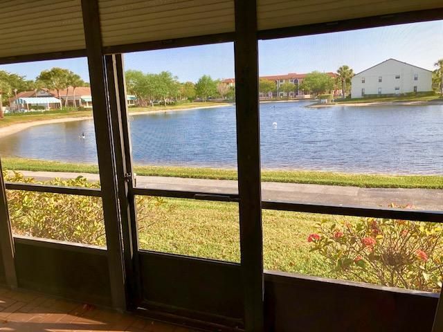 7844 Willow Spring Drive 1715, Lake Worth, FL 33467
