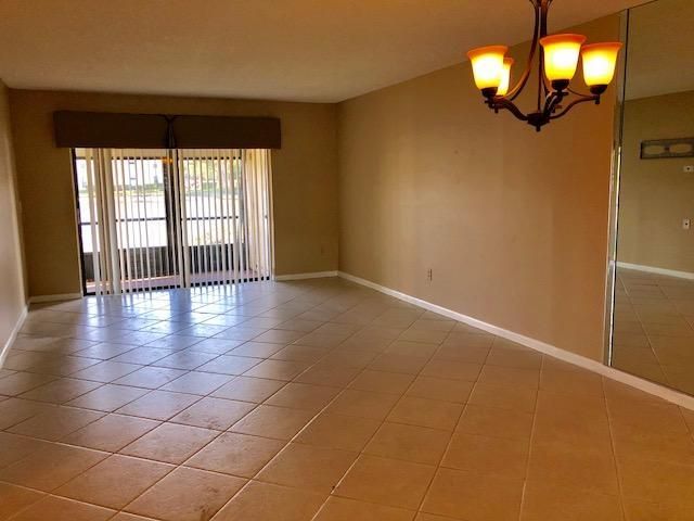 7844 Willow Spring Drive 1715, Lake Worth, FL 33467