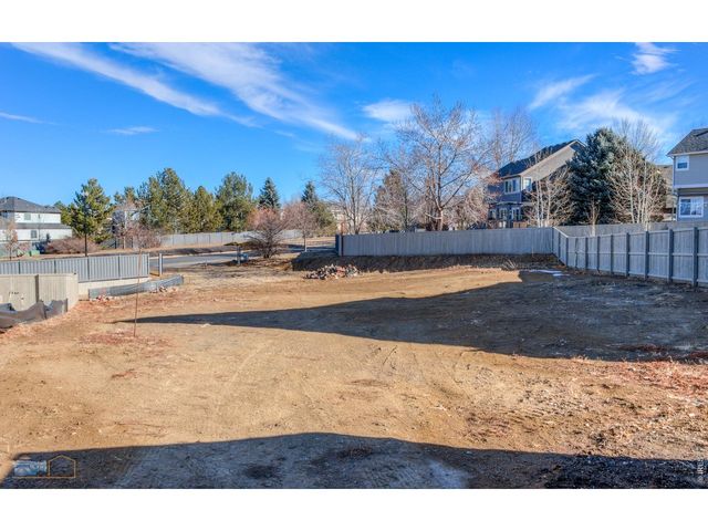 2325 Glacier Ct, Lafayette, CO 80026