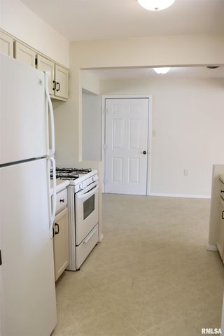204 GRANT Road, Marquette Heights, IL 61554