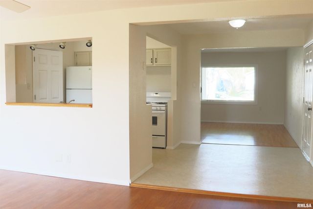 204 GRANT Road, Marquette Heights, IL 61554