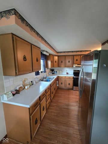 9984 W Sunset Lane, Elwood, IN 46036