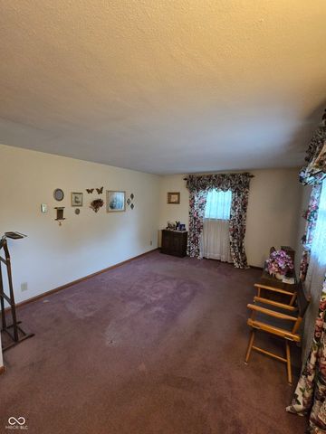 9984 W Sunset Lane, Elwood, IN 46036