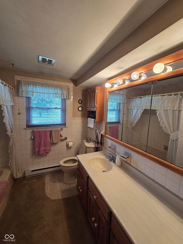 9984 W Sunset Lane, Elwood, IN 46036