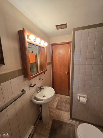 9984 W Sunset Lane, Elwood, IN 46036