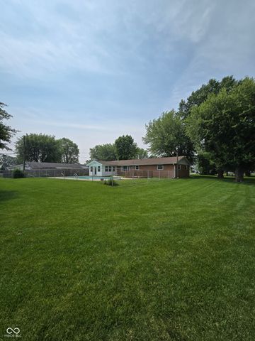 9984 W Sunset Lane, Elwood, IN 46036