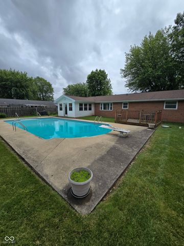 9984 W Sunset Lane, Elwood, IN 46036
