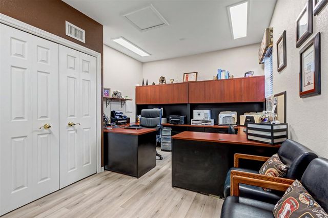 1017 NE 4th Street, Hallandale Beach, FL 33009