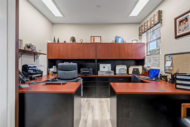 1017 NE 4th Street, Hallandale Beach, FL 33009