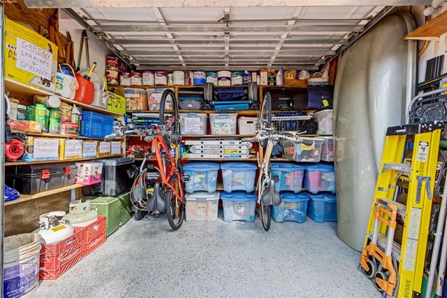 1017 NE 4th Street, Hallandale Beach, FL 33009